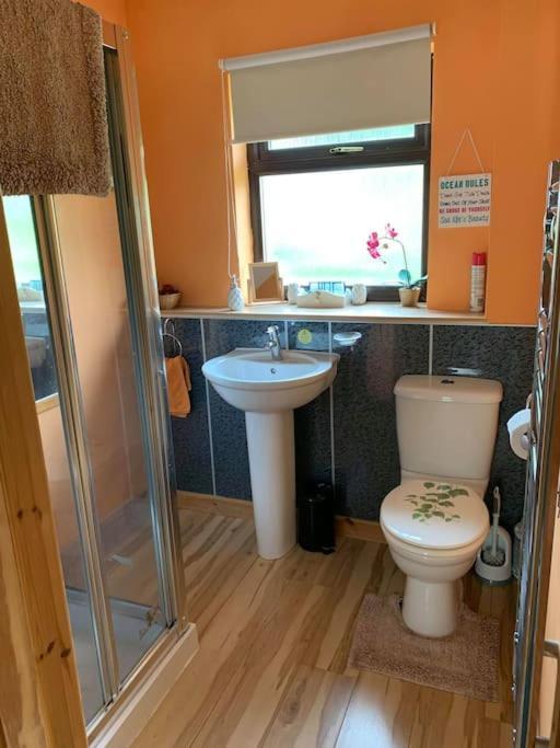 Snowberry Cottage No 2 Онич Екстериор снимка